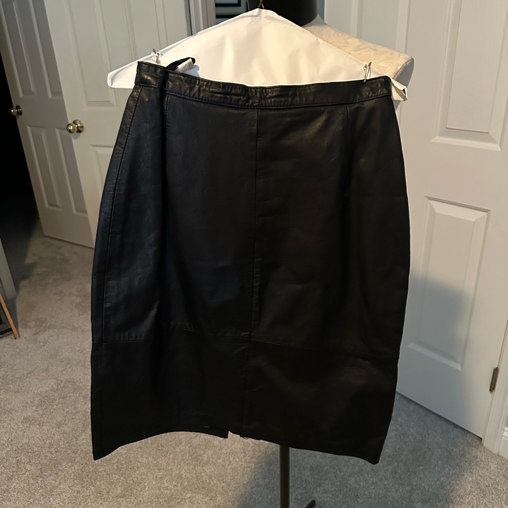Elegant Genuine Black Leather Skirt